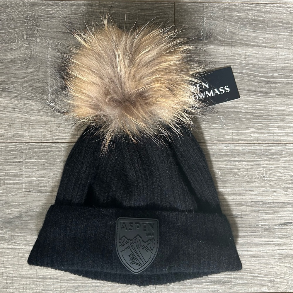 ASPEN cashmere Black Pom-Pom Beanie with real fur pom rare discontinued